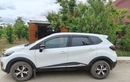 Renault Kaptur I рестайлинг, 2018 год, 1 500 000 рублей, 2 фотография