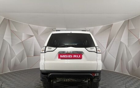 Mitsubishi Pajero Sport II рестайлинг, 2013 год, 1 695 000 рублей, 8 фотография