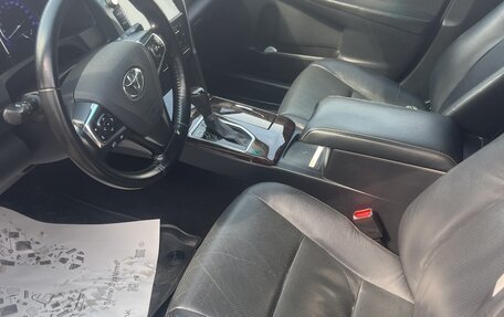 Toyota Camry, 2018 год, 1 950 000 рублей, 8 фотография