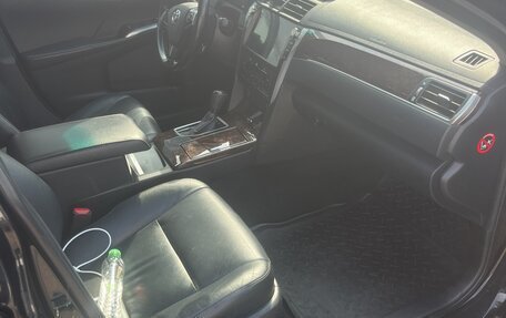 Toyota Camry, 2018 год, 1 950 000 рублей, 13 фотография