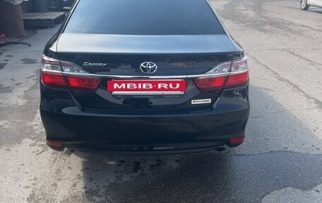 Toyota Camry, 2018 год, 1 950 000 рублей, 6 фотография