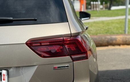 Volkswagen Tiguan II, 2018 год, 2 550 000 рублей, 9 фотография