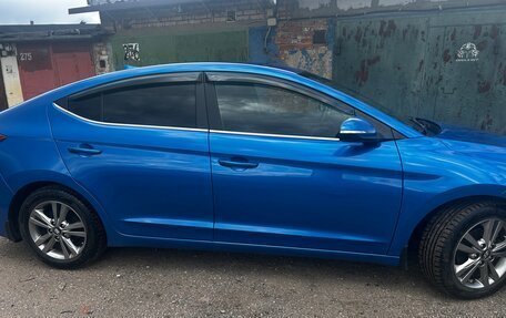 Hyundai Elantra VI рестайлинг, 2018 год, 1 299 999 рублей, 6 фотография