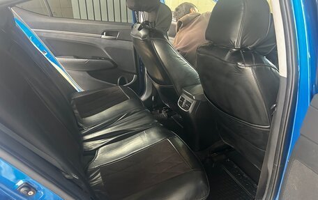 Hyundai Elantra VI рестайлинг, 2018 год, 1 299 999 рублей, 11 фотография