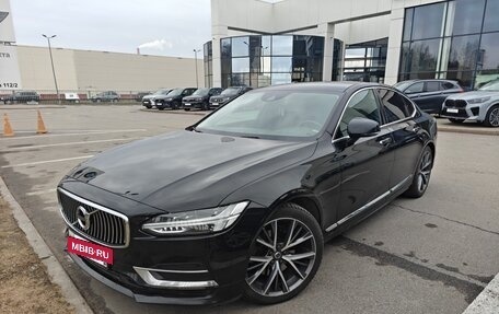 Volvo S90 II рестайлинг, 2019 год, 2 900 000 рублей, 3 фотография