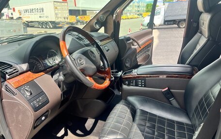 Mercedes-Benz Viano, 2005 год, 2 000 000 рублей, 7 фотография