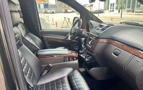 Mercedes-Benz Viano, 2005 год, 2 000 000 рублей, 9 фотография