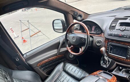Mercedes-Benz Viano, 2005 год, 2 000 000 рублей, 19 фотография