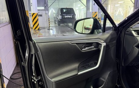 Toyota RAV4, 2020 год, 2 900 000 рублей, 14 фотография