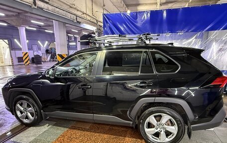 Toyota RAV4, 2020 год, 2 900 000 рублей, 9 фотография