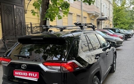 Toyota RAV4, 2020 год, 2 900 000 рублей, 2 фотография