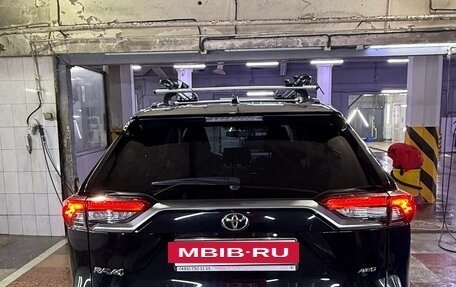 Toyota RAV4, 2020 год, 2 900 000 рублей, 16 фотография