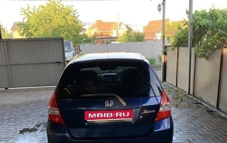 Honda Jazz I рестайлинг, 2003 год, 550 000 рублей, 3 фотография