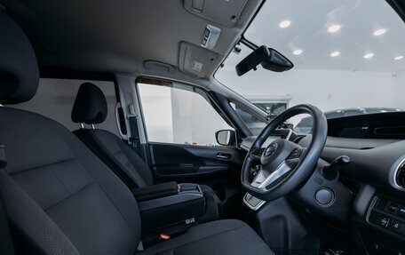 Nissan Serena IV, 2017 год, 1 820 000 рублей, 11 фотография