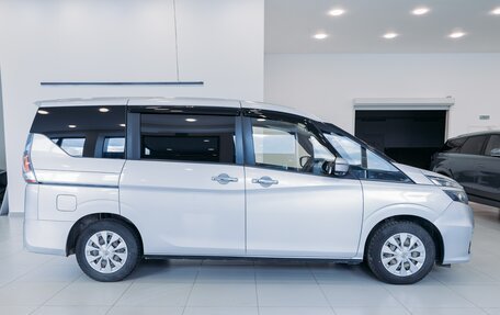 Nissan Serena IV, 2017 год, 1 820 000 рублей, 4 фотография