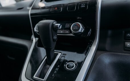 Nissan Serena IV, 2017 год, 1 820 000 рублей, 15 фотография