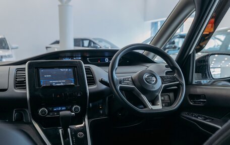 Nissan Serena IV, 2017 год, 1 820 000 рублей, 16 фотография