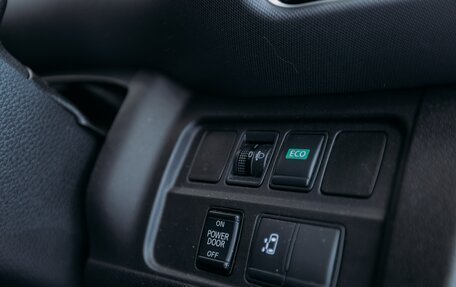 Nissan Serena IV, 2017 год, 1 820 000 рублей, 23 фотография