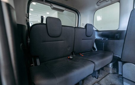 Nissan Serena IV, 2017 год, 1 820 000 рублей, 21 фотография