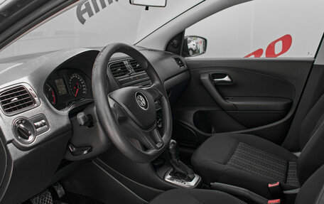 Volkswagen Polo VI (EU Market), 2017 год, 950 000 рублей, 11 фотография