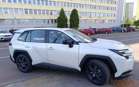 Toyota RAV4, 2025 год, 3 650 000 рублей, 4 фотография