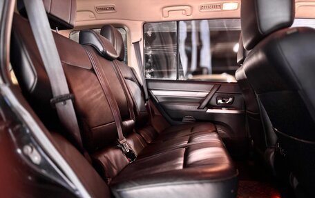 Mitsubishi Pajero IV, 2012 год, 2 700 000 рублей, 14 фотография