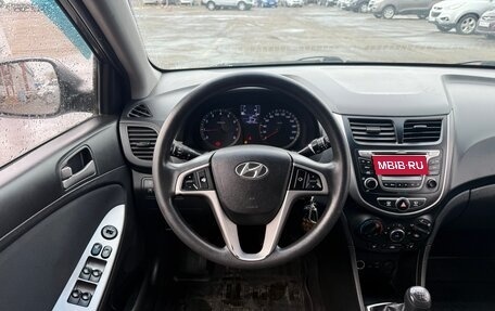 Hyundai Solaris II рестайлинг, 2014 год, 880 000 рублей, 10 фотография