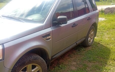 Land Rover Freelander II рестайлинг 2, 2010 год, 1 000 000 рублей, 18 фотография