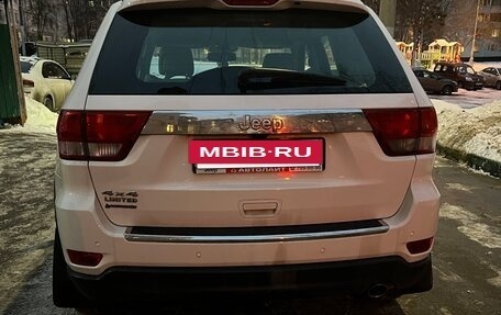 Jeep Grand Cherokee, 2011 год, 1 800 000 рублей, 5 фотография
