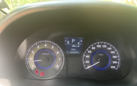 Hyundai Solaris II рестайлинг, 2014 год, 650 000 рублей, 6 фотография