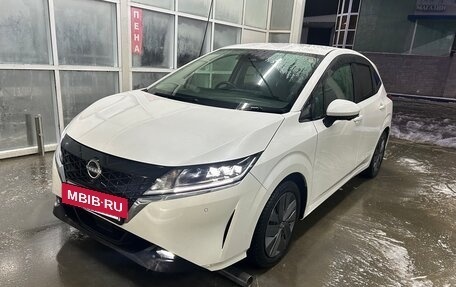 Nissan Note, 2021 год, 2 100 000 рублей, 5 фотография