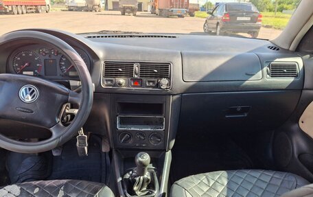 Volkswagen Golf IV, 2001 год, 150 000 рублей, 13 фотография