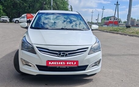 Hyundai Solaris II рестайлинг, 2016 год, 850 000 рублей, 2 фотография