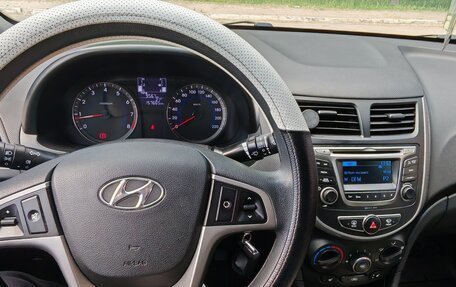 Hyundai Solaris II рестайлинг, 2016 год, 850 000 рублей, 9 фотография