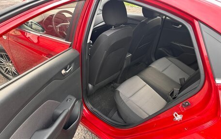 Hyundai Solaris II рестайлинг, 2017 год, 1 430 000 рублей, 12 фотография