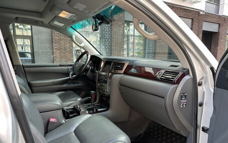 Lexus LX III, 2010 год, 3 800 000 рублей, 16 фотография