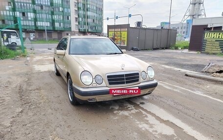 Mercedes-Benz E-Класс, 1999 год, 499 000 рублей, 2 фотография