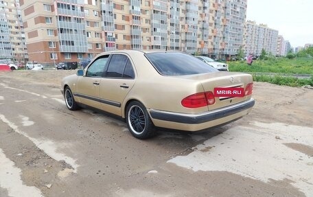 Mercedes-Benz E-Класс, 1999 год, 499 000 рублей, 12 фотография