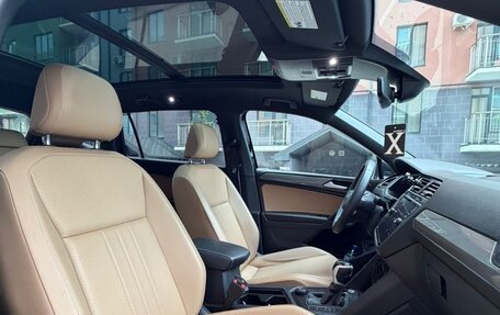 Volkswagen Tiguan II, 2023 год, 3 150 000 рублей, 9 фотография