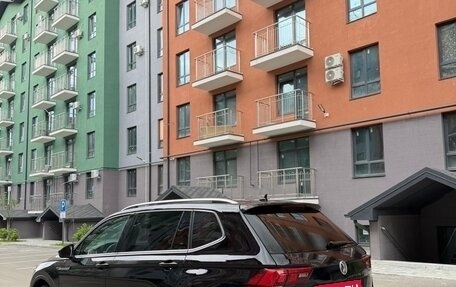 Volkswagen Tiguan II, 2023 год, 3 150 000 рублей, 4 фотография
