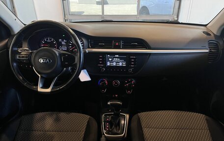 KIA Rio IV, 2017 год, 1 299 000 рублей, 9 фотография