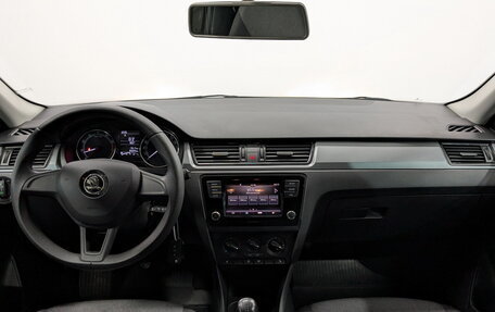 Skoda Rapid I, 2018 год, 1 165 000 рублей, 14 фотография