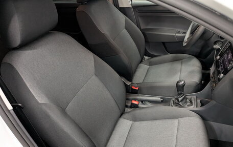 Skoda Rapid I, 2018 год, 1 165 000 рублей, 23 фотография