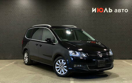 Volkswagen Sharan II, 2011 год, 1 465 000 рублей, 3 фотография
