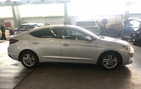 Hyundai Elantra VI рестайлинг, 2019 год, 1 599 000 рублей, 6 фотография