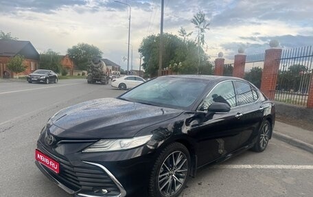 Toyota Camry, 2023 год, 3 150 000 рублей, 1 фотография