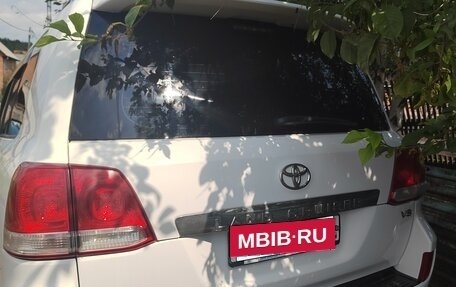 Toyota Land Cruiser 200, 2010 год, 3 300 000 рублей, 7 фотография