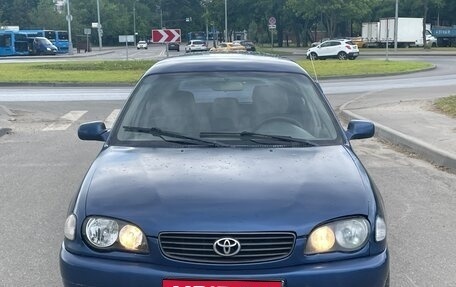 Toyota Corolla, 1998 год, 129 999 рублей, 1 фотография