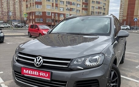 Volkswagen Touareg III, 2010 год, 1 840 000 рублей, 1 фотография