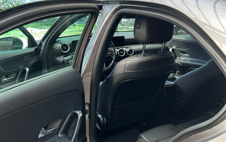 Mercedes-Benz A-Класс, 2019 год, 2 150 000 рублей, 21 фотография